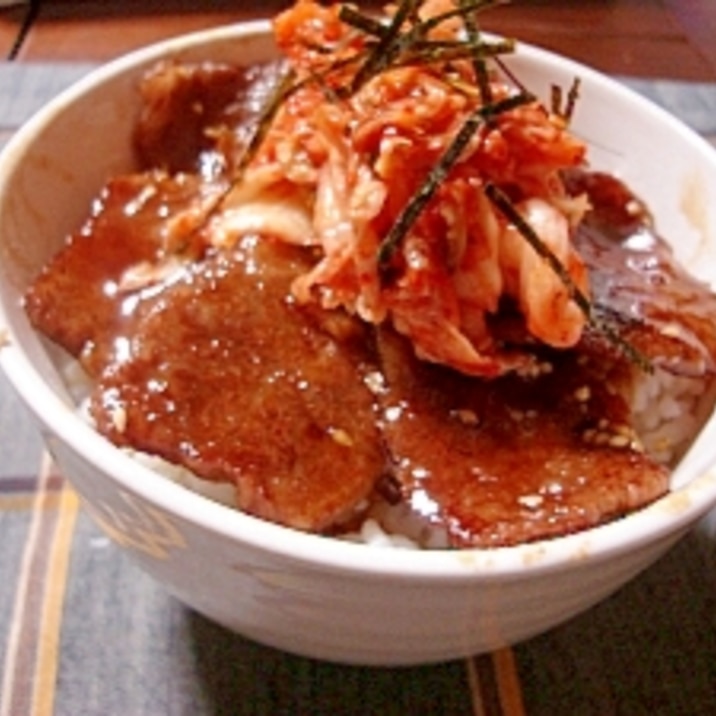 キムカル丼